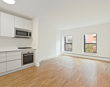 150 Ludlow Street - Photo Thumbnail 2