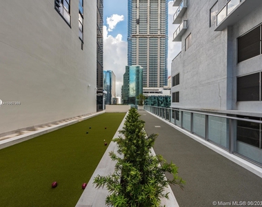 1010 Brickell Ave - Photo Thumbnail 27