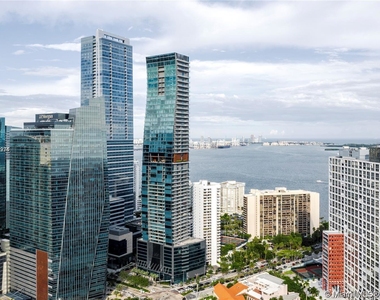 1451 Brickell Ave - Photo Thumbnail 8