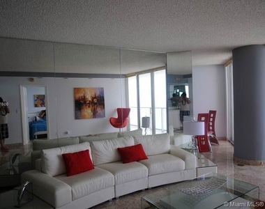 16485 Collins Ave - Photo Thumbnail 20