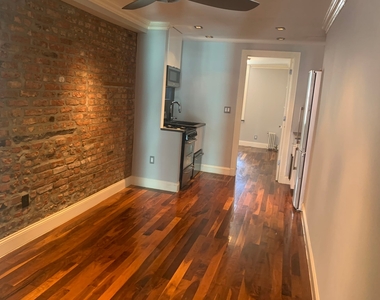 120 Mulberry Street - Photo Thumbnail 0