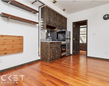 516 East 12th Street - Photo Thumbnail 0