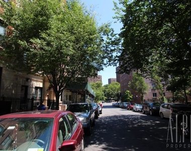 173 East 101st Street - Photo Thumbnail 5