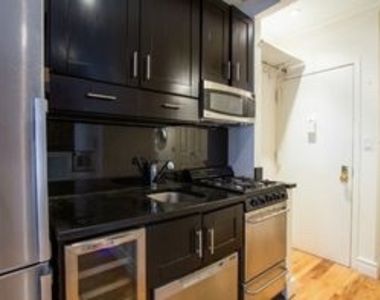 221 Mott Street - Photo Thumbnail 3