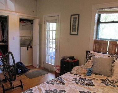 221 West Newton St. - Photo Thumbnail 3