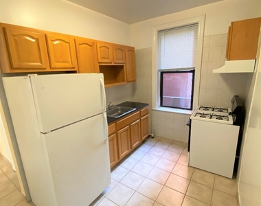 25-59 41st Street - Photo Thumbnail 6