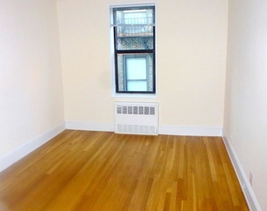 305 West 13th Street - Photo Thumbnail 10