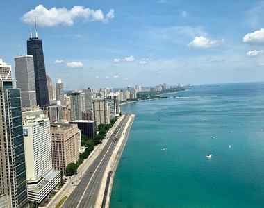 505 North Lake Shore Drive - Photo Thumbnail 8