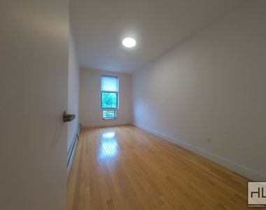 761 Bergen Street - Photo Thumbnail 7