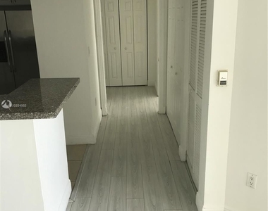 1155 Brickell Bay Dr Apt 1204 - Photo Thumbnail 7