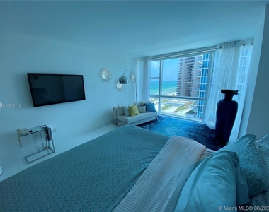 6801 Collins Ave - Photo Thumbnail 7