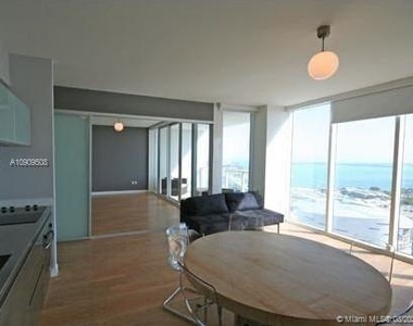 1040 Biscayne Blvd - Photo Thumbnail 5