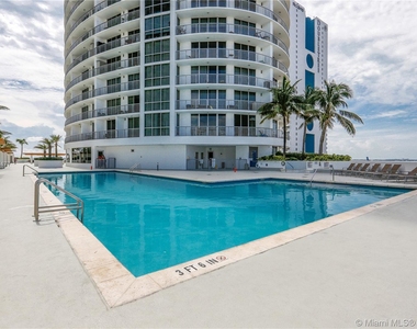 1750 N Bayshore Dr - Photo Thumbnail 33