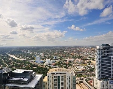 1425 Brickell Ave - Photo Thumbnail 14