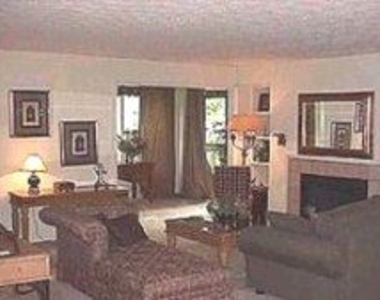 800 Lake Placid Drive Apt 20689-1 - Photo Thumbnail 3