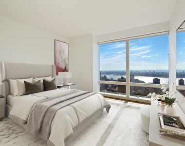 25 Columbus Cir - Photo Thumbnail 7