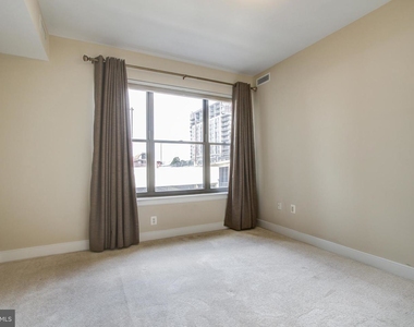 7710 Woodmont Ave #513 - Photo Thumbnail 10