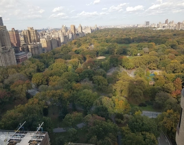 200 Central Park South - Photo Thumbnail 1