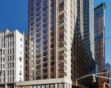 211 West 56th Street - Photo Thumbnail 3