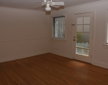 49 Paloma Ave - Photo Thumbnail 3