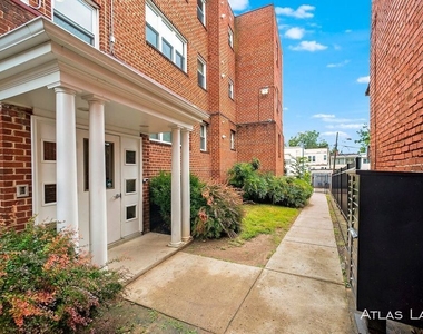 526 Kenyon St Nw - Photo Thumbnail 24