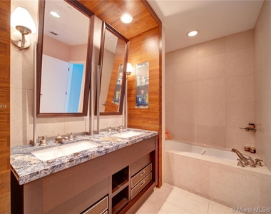 6799 Collins Ave - Photo Thumbnail 26