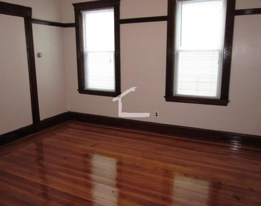 28 Litchfield St. - Photo Thumbnail 4