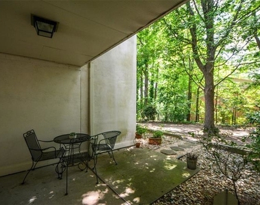 2108 Huntingdon Chase - Photo Thumbnail 7