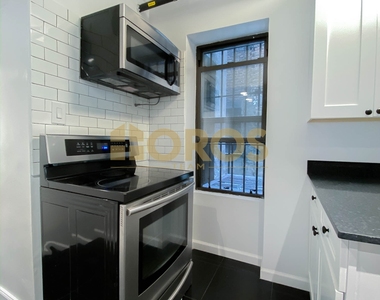 217 East 10th Street - Photo Thumbnail 2