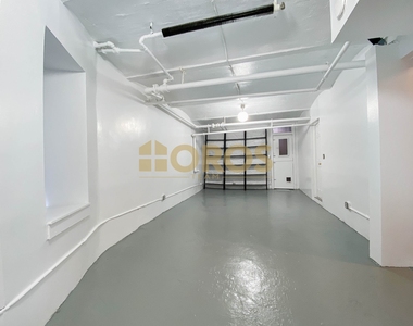 217 East 10th Street - Photo Thumbnail 3