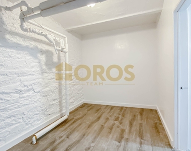 217 East 10th Street - Photo Thumbnail 4