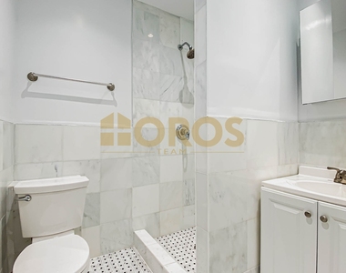 217 East 10th Street - Photo Thumbnail 8