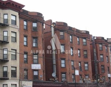 318 Huntington Ave. - Photo Thumbnail 0