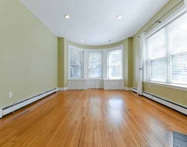 203 Saint Botolph Street Unit 02 - Photo Thumbnail 1