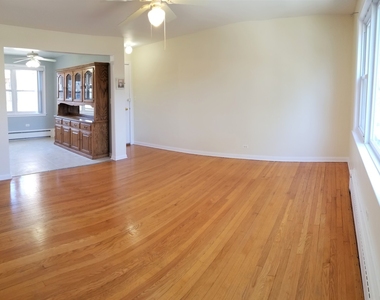 2653 West Carmen Avenue - Photo Thumbnail 2