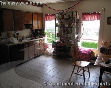 28r Cherry St - Photo Thumbnail 3