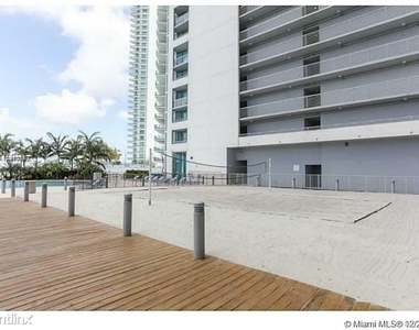 888 Biscayne Blvd 1010 - Photo Thumbnail 14