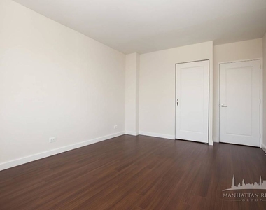 Spacious Studio is the definition of Luxury Living - E 34th St - Photo Thumbnail 9