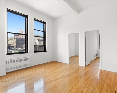 239 Park Avenue South - Photo Thumbnail 0