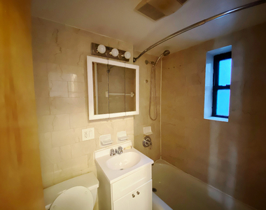 445 East 85th Street - Photo Thumbnail 3