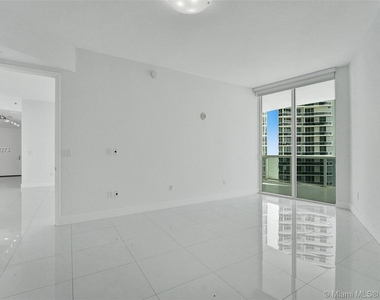 15901 Collins Ave - Photo Thumbnail 22