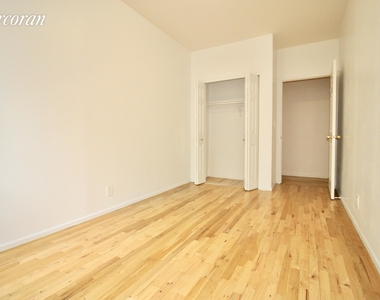 272 Willoughby Avenue - Photo Thumbnail 2