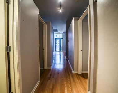 208 West Washington Street - Photo Thumbnail 8