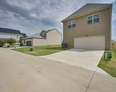 3208 Matisse Lane - Photo Thumbnail 35