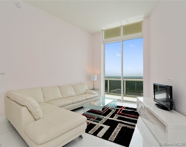 16001 Collins Ave - Photo Thumbnail 12