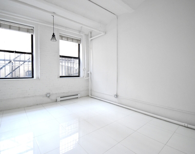 309 W 111th St - Photo Thumbnail 3