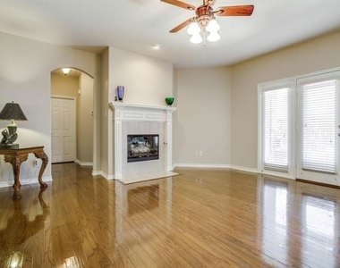 7858 Whitehart Street - Photo Thumbnail 13