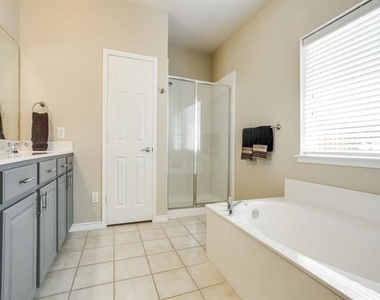 7858 Whitehart Street - Photo Thumbnail 16