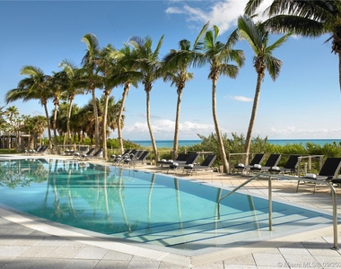 6899 Collins Ave - Photo Thumbnail 21