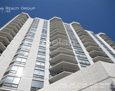 2555 N Clark Apt 1406 - Photo Thumbnail 1